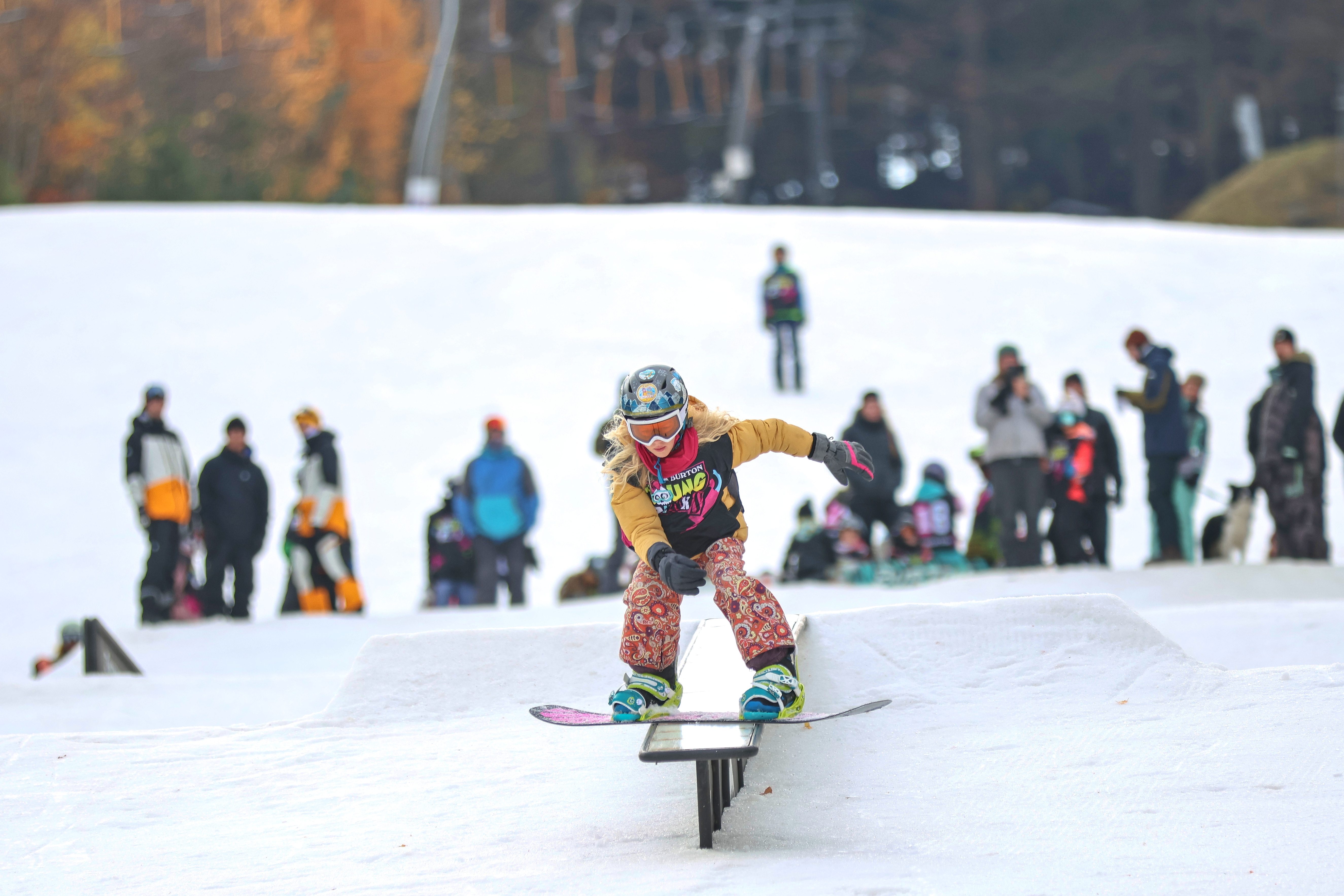 Družstvo snowboardistů našeho klubu úspěšně zahájilo závodní sezónu